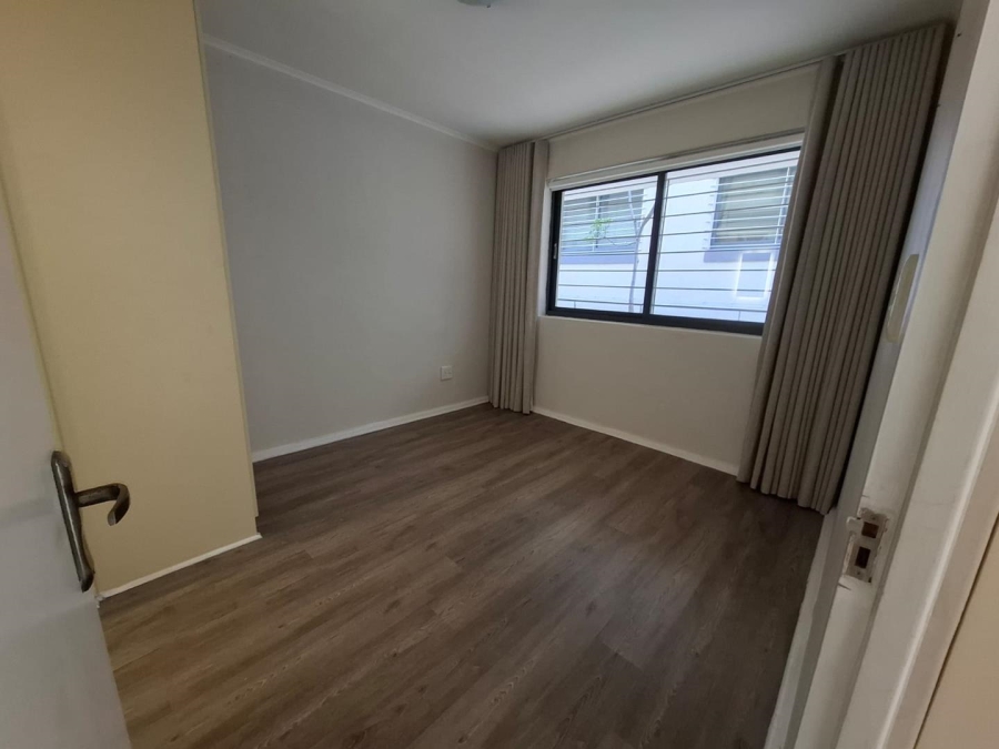 To Let 2 Bedroom Property for Rent in Sea Point Western Cape